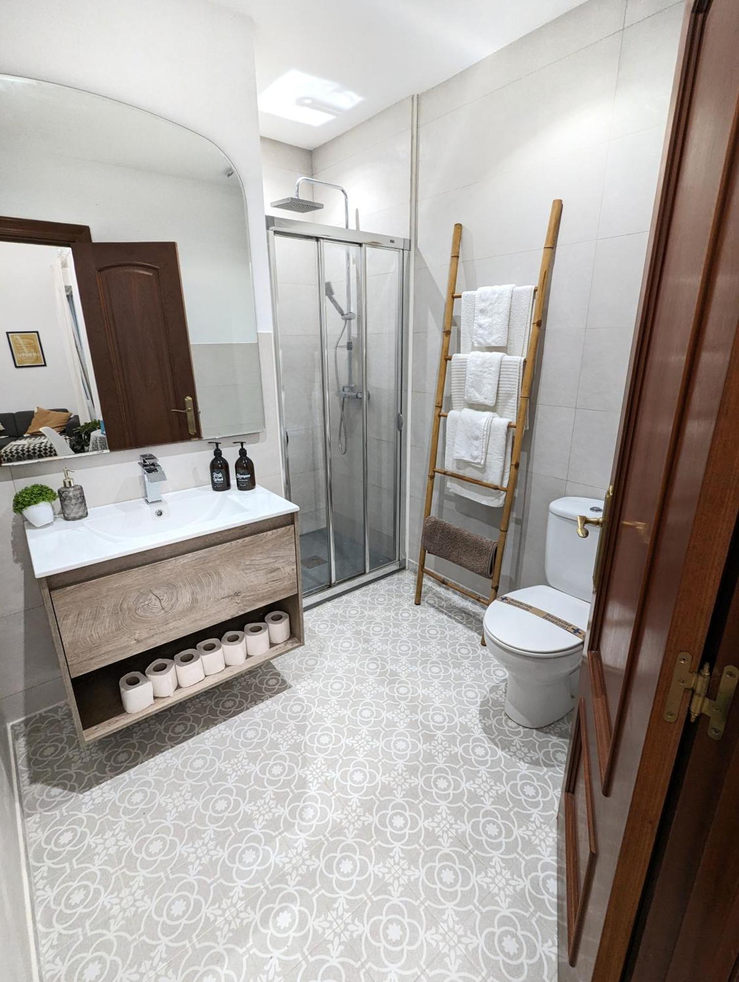 Apartamento tranquilo Casco Viejo Bilbao Esterno foto